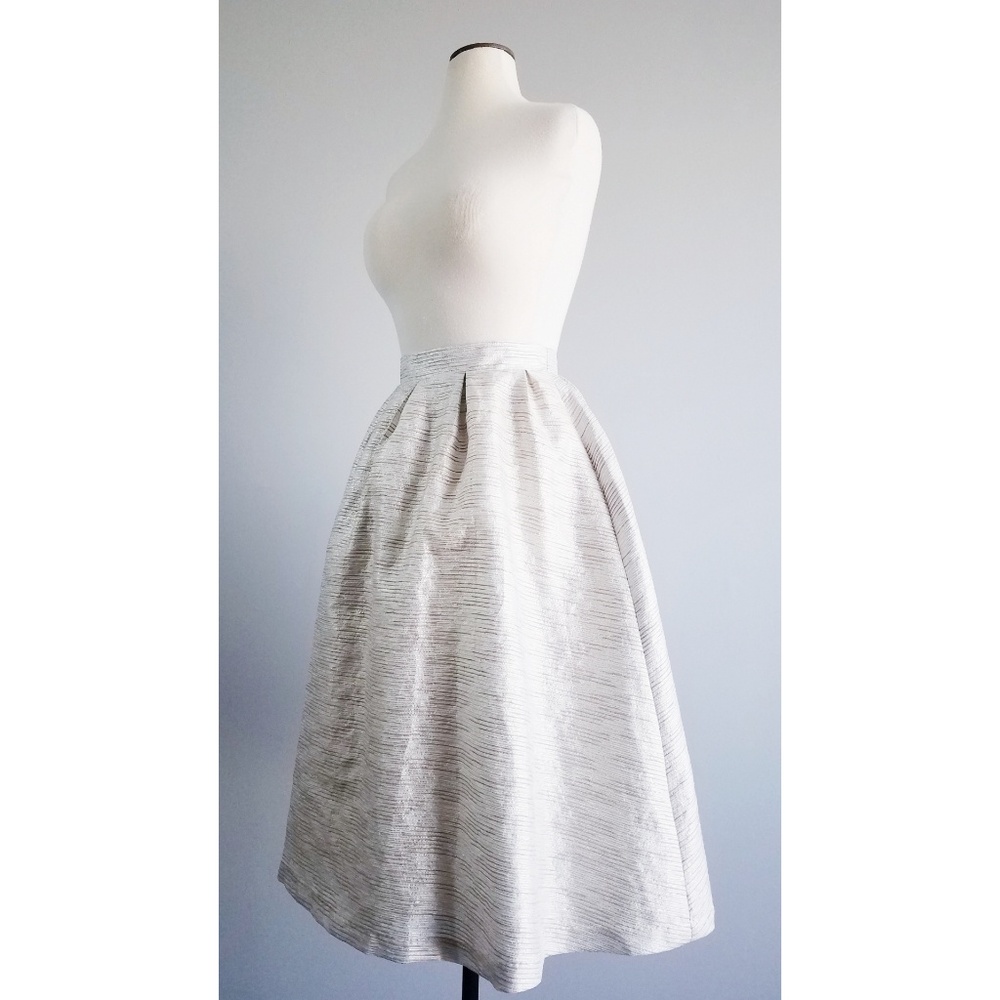 Shabby Apple Silver / Tan Manhattan Midi Skirt - Picture 3 of 8